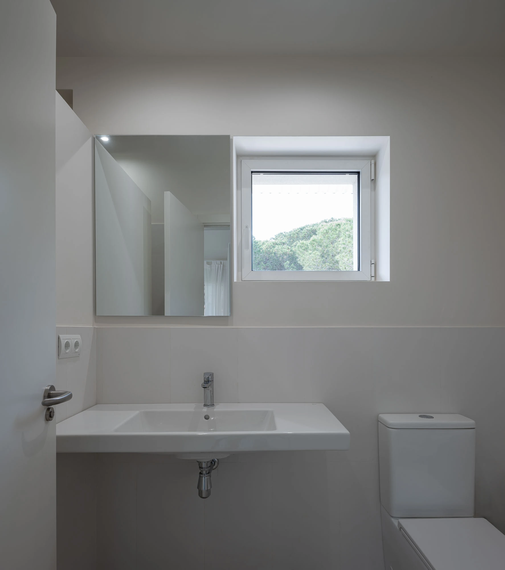Baño dorimtorio cama doble